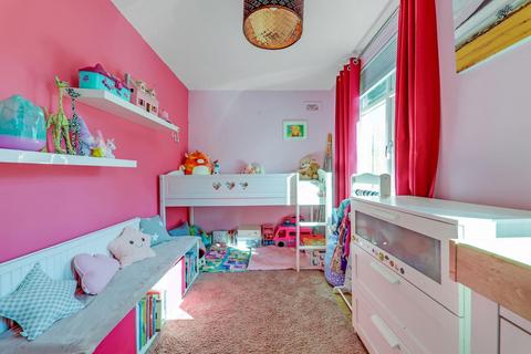 16 Ridgemount Close, London, SE20 8NJ