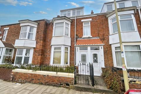 4 bedroom maisonette for sale, West Park Road, West park, South Shields, Tyne and Wear, NE33 4LB