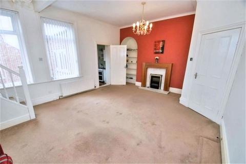 4 bedroom maisonette for sale, West Park Road, West park, South Shields, Tyne and Wear, NE33 4LB