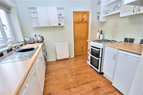 4 bedroom maisonette for sale, West Park Road, West park, South Shields, Tyne and Wear, NE33 4LB