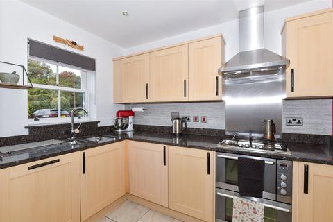 3 bedroom end of terrace house for sale, Maxted Close, Tonbridge, Kent