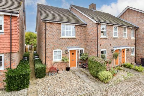 3 bedroom end of terrace house for sale, Maxted Close, Tonbridge, Kent