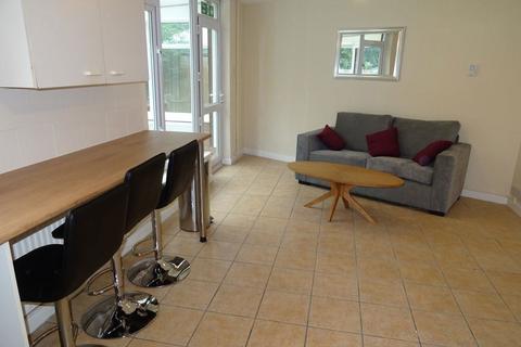 1 bedroom in a house share to rent, Rm 3, Leighton, Orton Malborne, Peterborough PE2