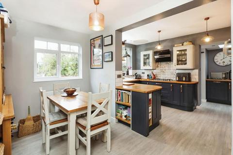 27 Barnard Road, Sutton Coldfield, B75 6AP