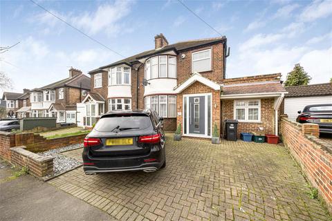 5 Downs View, Isleworth, TW7 5HF