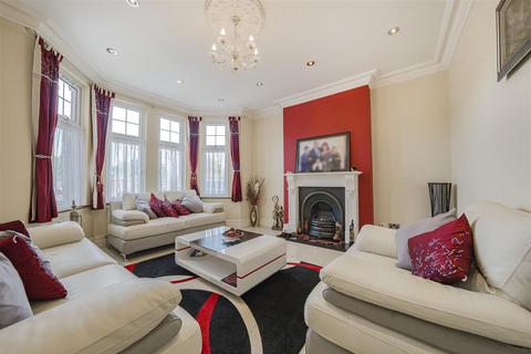 6 bedroom semi-detached house for sale, Jersey Road, Osterley