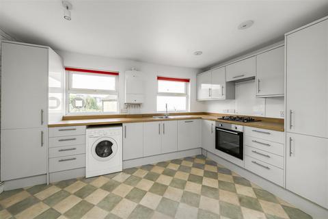 55a Steele Road, Isleworth, TW7 7HL