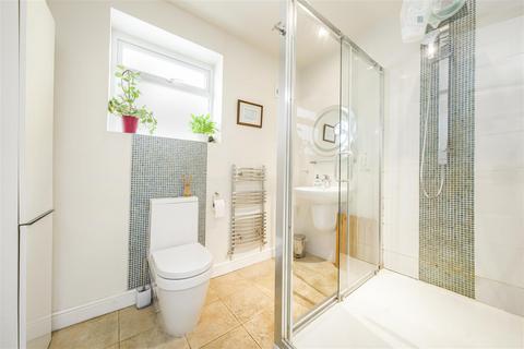 17 Alderney Avenue, Hounslow, TW5 0QN