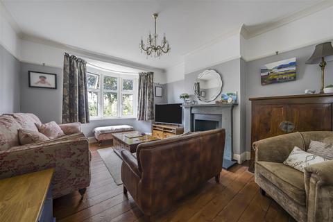 24 Brantwood Avenue, Isleworth, TW7 7EX