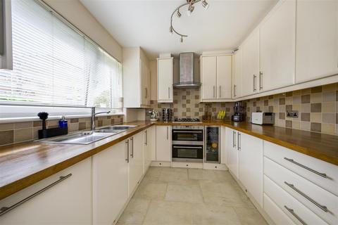 3 bedroom end of terrace house for sale, Aplin Way, Isleworth