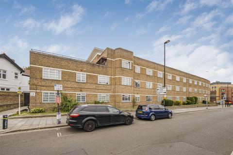 3 bedroom apartment for sale, London Road, Isleworth