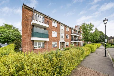 4 Percy Gardens, Isleworth, TW7 6BX