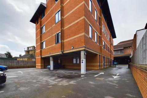 undefined, Douglas Road, Hounslow