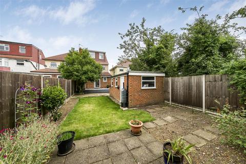 4 bedroom semi-detached house for sale, Ellerdine Road, Hounslow