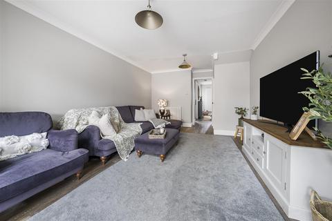 36 Clydesdale Close, Isleworth, TW7 6ST