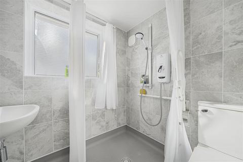 46 Winchester Avenue, Hounslow, TW5 0HA