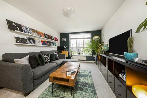 1 bedroom apartment for sale, High Street, Brentford