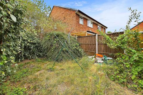 1 bedroom maisonette for sale, Heather Close, Isleworth