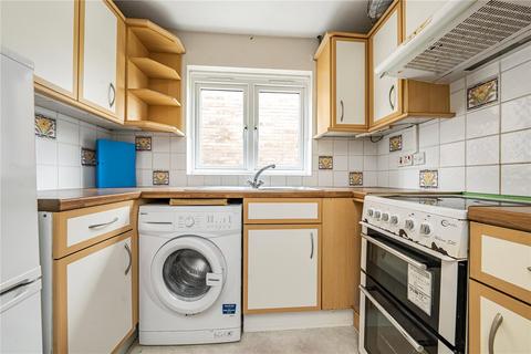 undefined, Heather Close, Isleworth