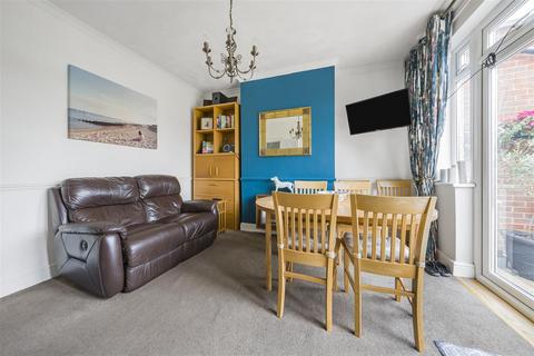 149 Spring Grove Road, Hounslow, TW3 4BD