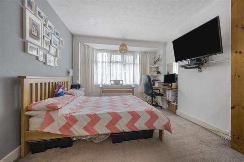 149 Spring Grove Road, Hounslow, TW3 4BD