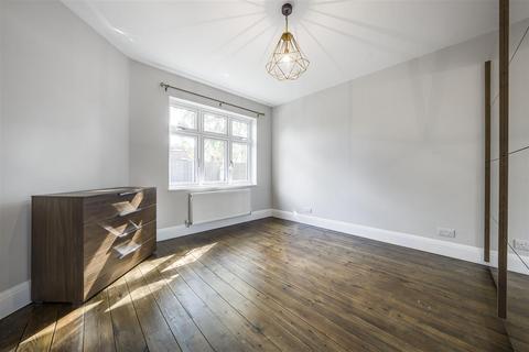 26 Stucley Road, Hounslow, TW5 0TN
