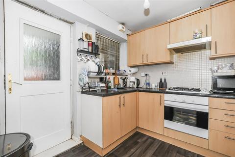 4 Wheatley Road, Isleworth, TW7 6JH