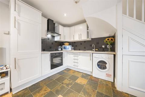 1 bedroom end of terrace house for sale, Bankside Close, Isleworth