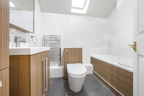 4, The Stables Bankside Close, Isleworth, TW7 7EW