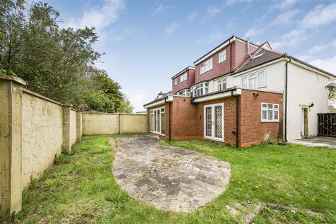 7 bedroom semi-detached house for sale, Oaklands Avenue, Osterley