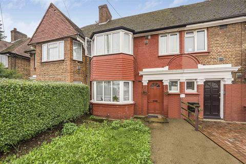 3 bedroom terraced house for sale, Myrtle Road, Hounslow