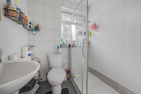 108 Myrtle Road, Hounslow, TW3 1QD