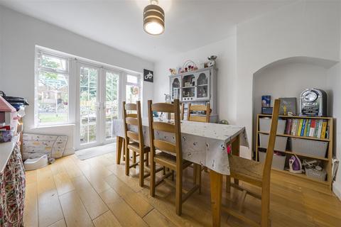 141 Wills Crescent, Whitton, Hounslow, TW3 2JF