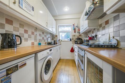 141 Wills Crescent, Whitton, Hounslow, TW3 2JF