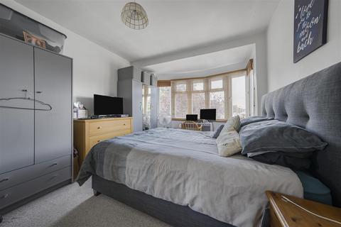 141 Wills Crescent, Whitton, Hounslow, TW3 2JF