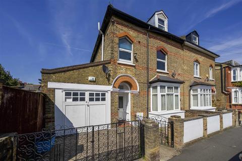 7a Talbot Road, Isleworth, TW7 7HG