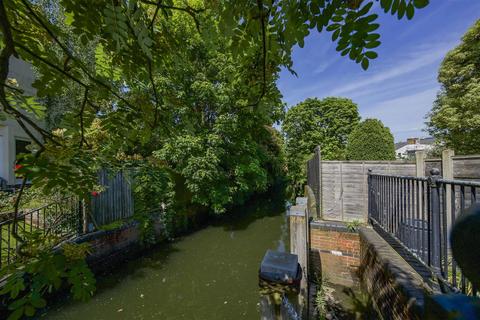 7a Talbot Road, Isleworth, TW7 7HG