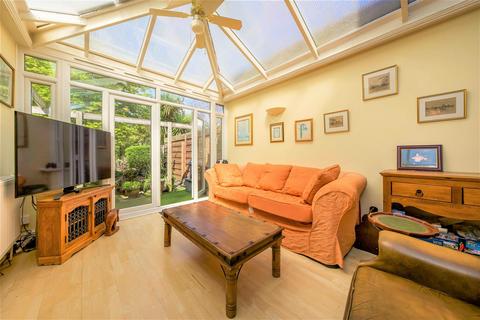 7a Talbot Road, Isleworth, TW7 7HG