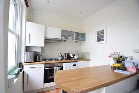 Flat 1, 91 Crown Road, St Margarets, Twickenham, TW1 3EX