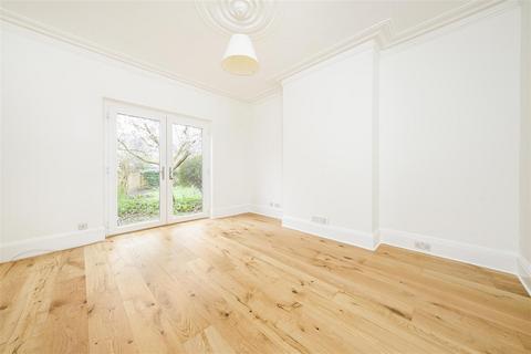 21 Netherton Road, Twickenham, TW1 1LZ