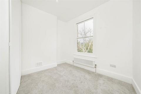 21 Netherton Road, Twickenham, TW1 1LZ