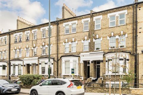 1 bedroom apartment for sale, St. Margarets Road, St Margarets Village