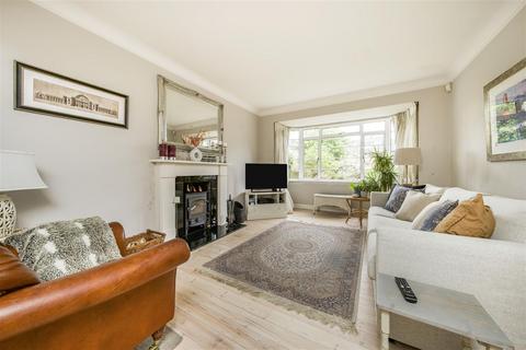 50 Ailsa Road, Twickenham, TW1 1QW