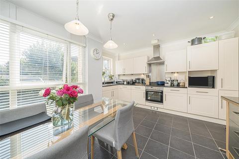 2 bedroom apartment for sale, Birnam House, East Twickenham