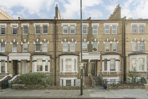 1 bedroom apartment for sale, St Margarets Road, St Margarets Village