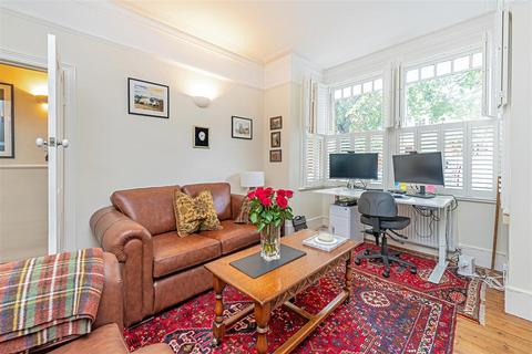 6 Sidney Road, Twickenham, TW1 1JR