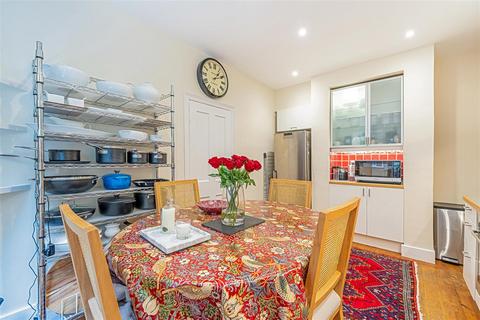 6 Sidney Road, Twickenham, TW1 1JR