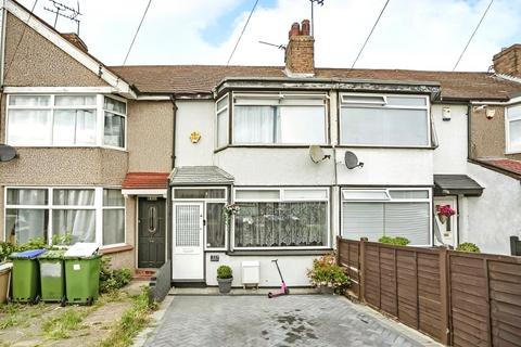 2 bedroom terraced house for sale, Parkside Avenue, Bexleyheath DA7