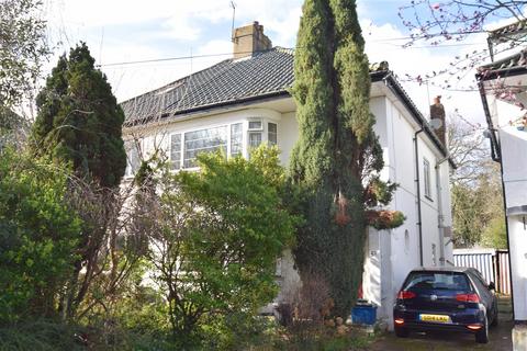 51 Park House Gardens, Twickenham, TW1 2DF