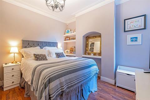 10 Sidney Road, Twickenham, TW1 1JR